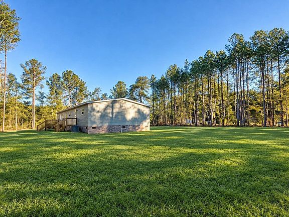 5th image of 814 Congaree Church Rd