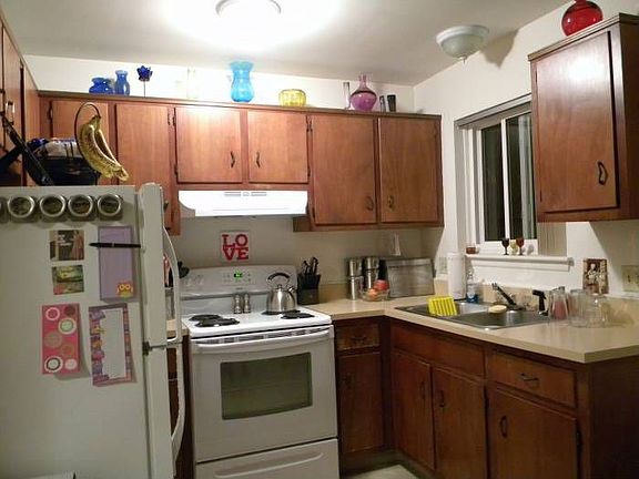 Kitchen w/New Appliances!