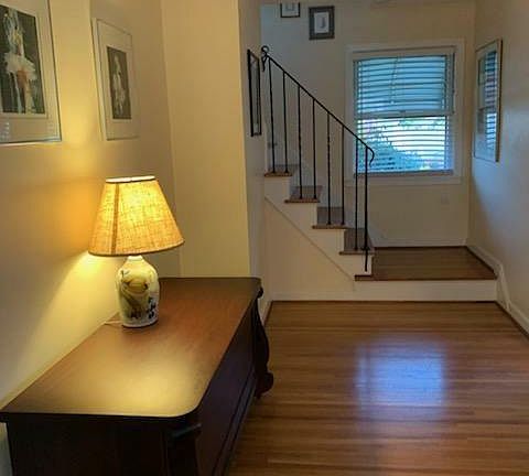 4th image of 418 Knowlton Ave