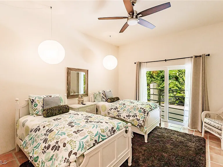 1291 Caloosa Dr — Photo 19
