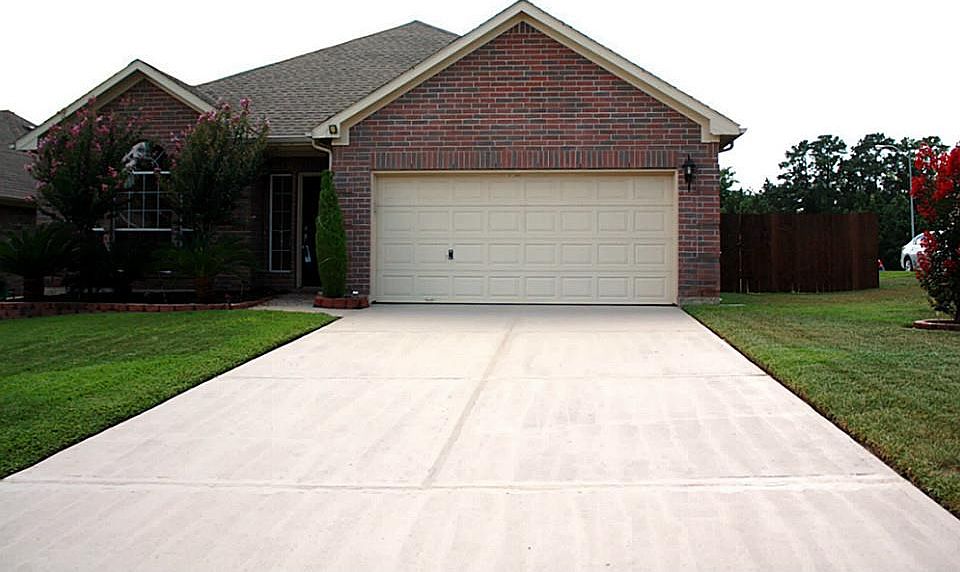 1st image of 8021 N Tarrytown Crossing Dr