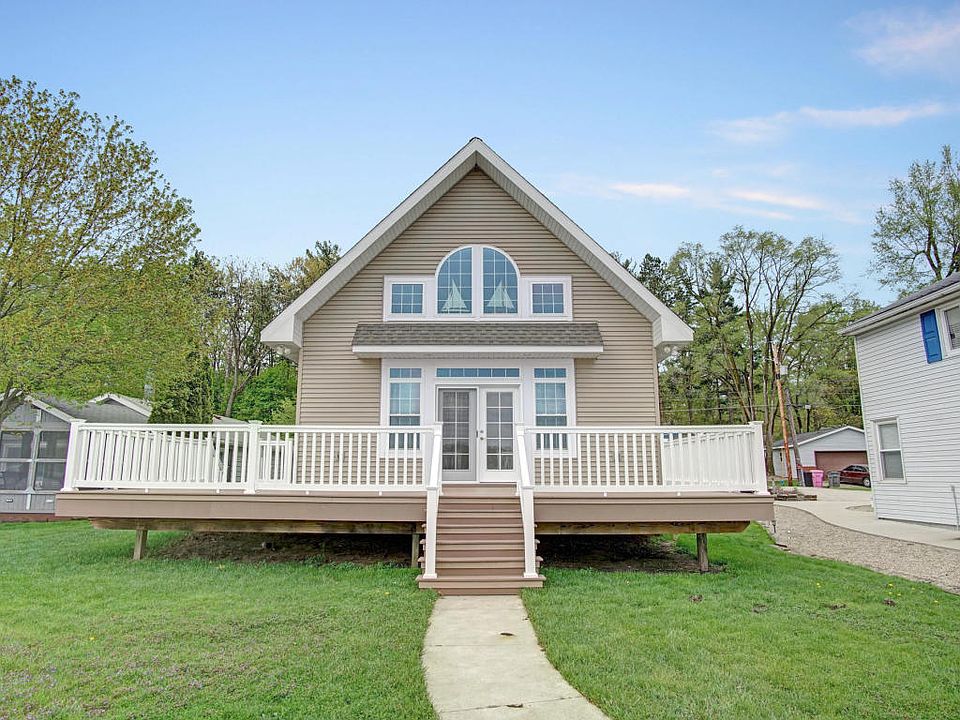 1st image of 24986 Sandy Beach Dr