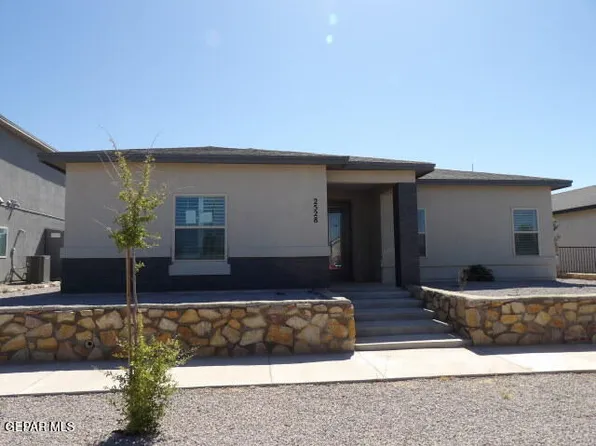 2528 Mike Price Dr, El Paso, TX 79938