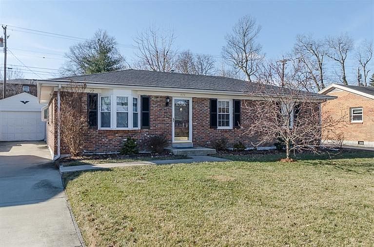 1st image of 470 Plymouth Dr