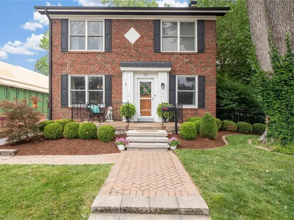 15 Waverton Dr, Saint Louis, MO 63124