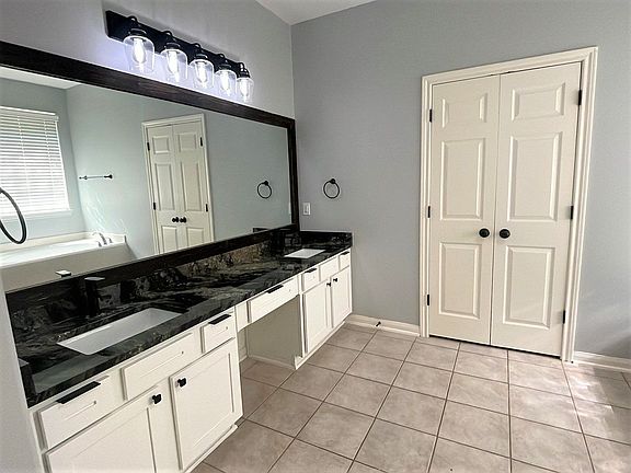 2nd image of 12315 Denali Ln