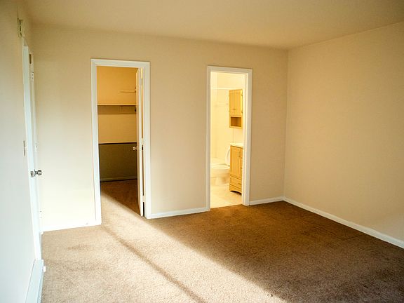 3rd image of 2601 Hillsboro Pike APT A6