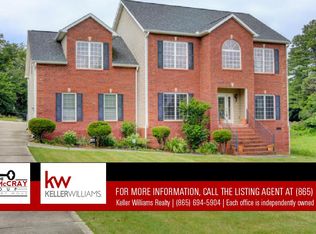 7409 Pelleaux Rd, Knoxville, TN 37938