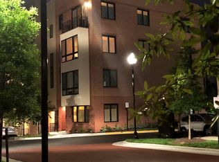 5130 Cambria Way #102, Alexandria, VA 22304