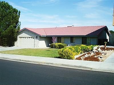 1st image of 13871 Arrowhead Dr
