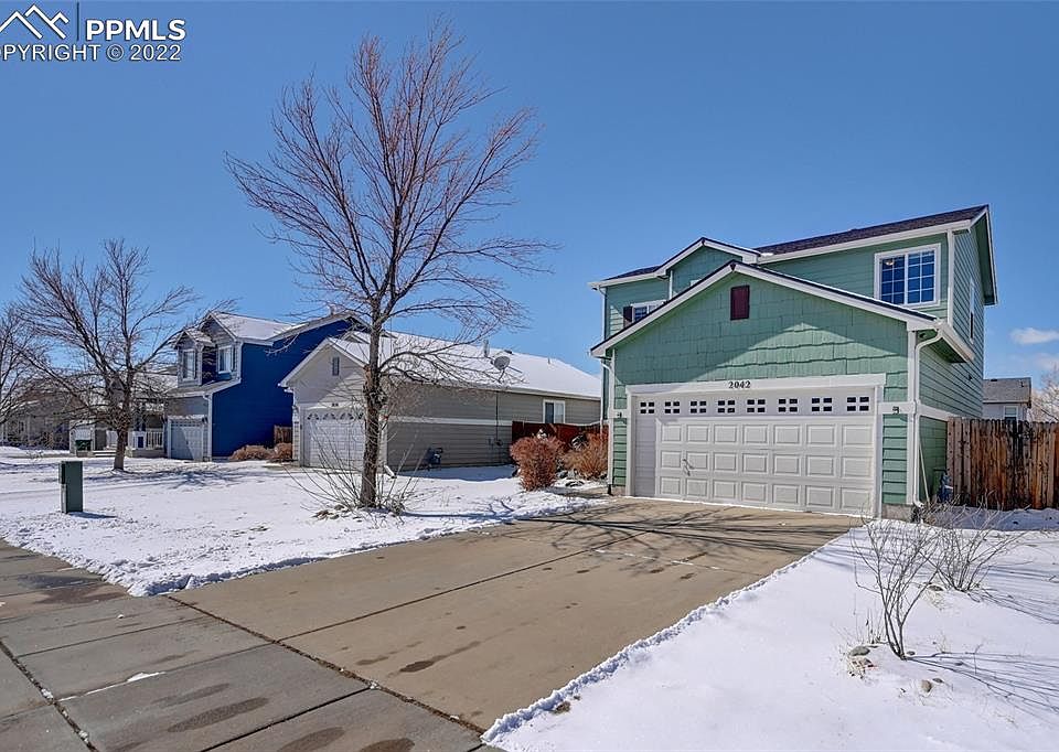 2042 Woodpark Dr Colorado Springs CO 80951 Zillow   8e0d01e9feae8dfcdfae3b632ee639d0 Cc Ft 960 