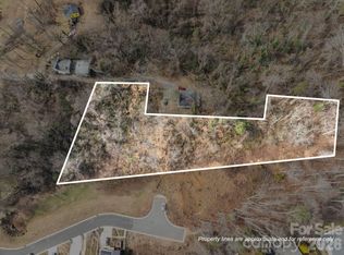 99999 Weaver Hill Rd, Asheville, NC 28805