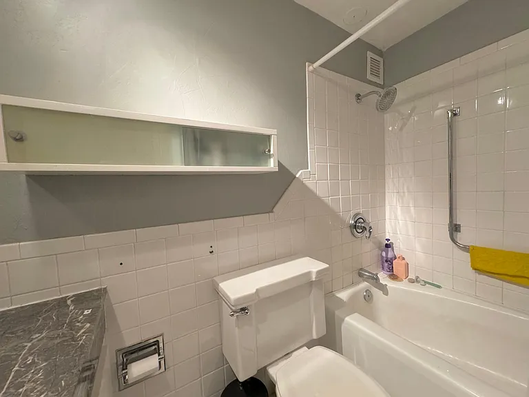 4545 Wornall Rd #1108 — Photo 20