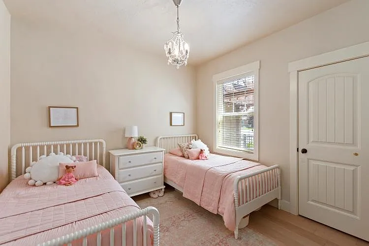 522 E Washakie St — Photo 17