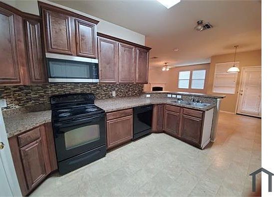 1st image of 2532 Cumberland Trl