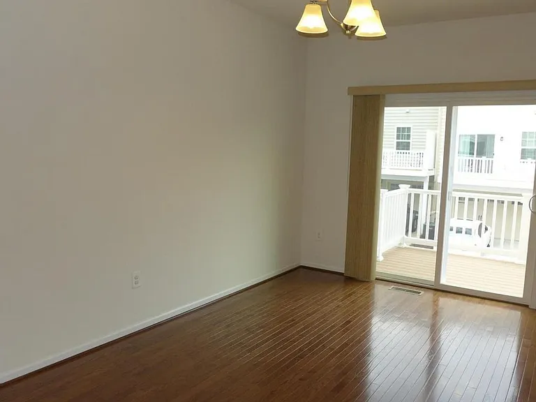 7218 Sugar Magnolia Ln — Photo 6