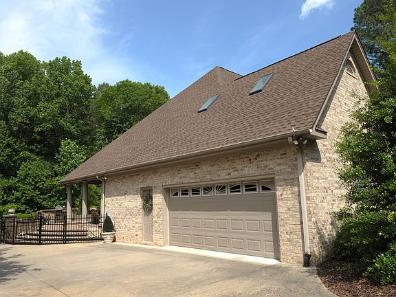 4th image of 112 Ashton Ln