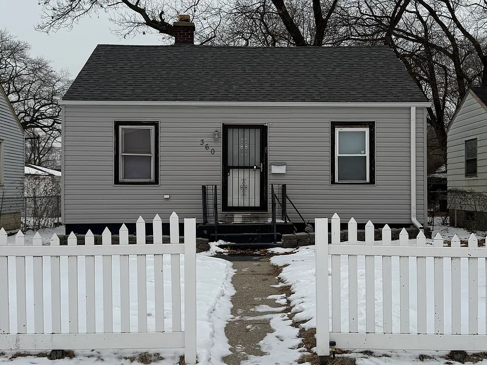 360 Gerry St
