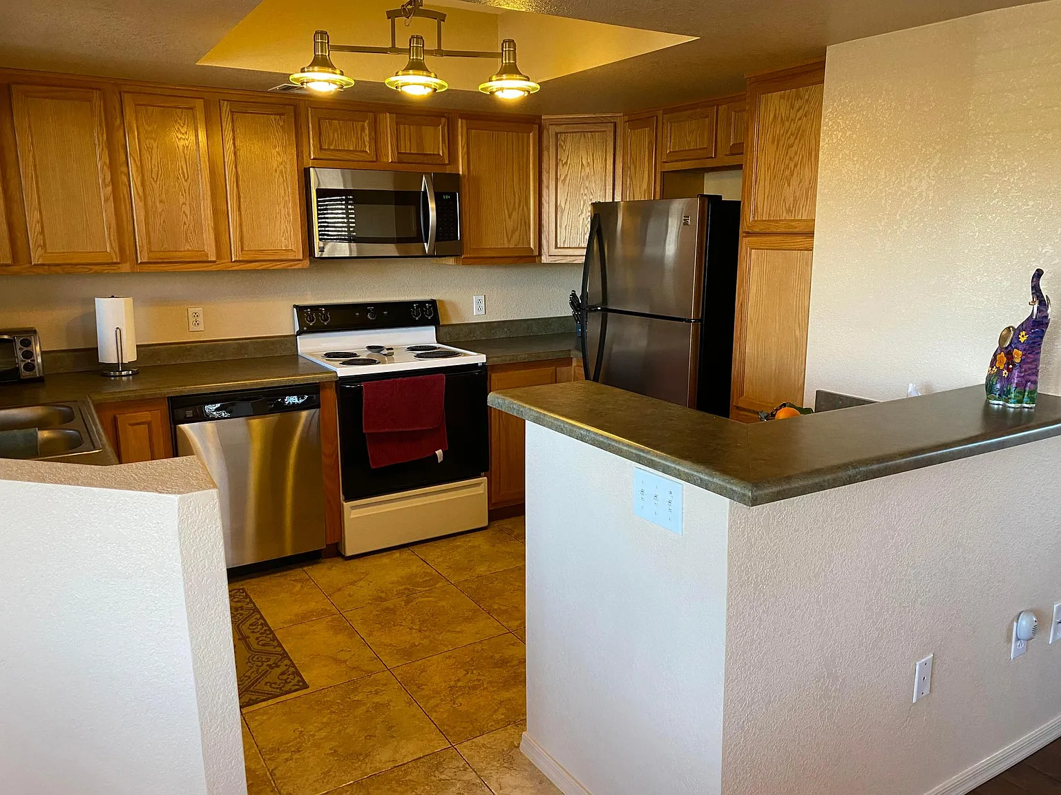 2 bed, 965 sqft, $1,750 — Photo 3