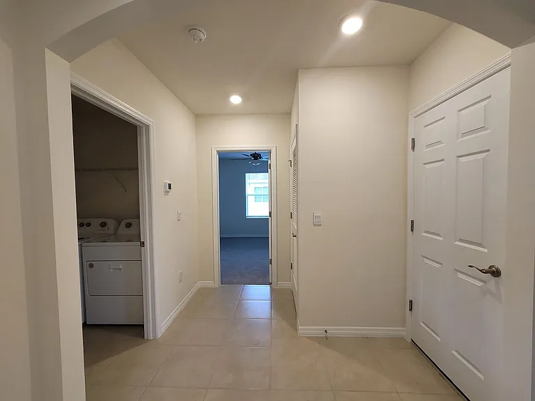 337 SW 30th Ave — Photo 14