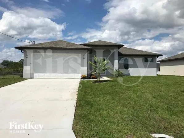 2514 13th St SW, Lehigh Acres, FL 33976