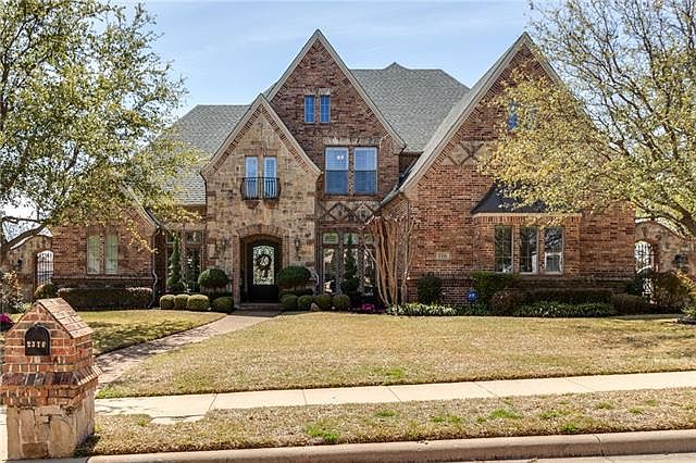 1st image of 2316 Bridgewood Dr