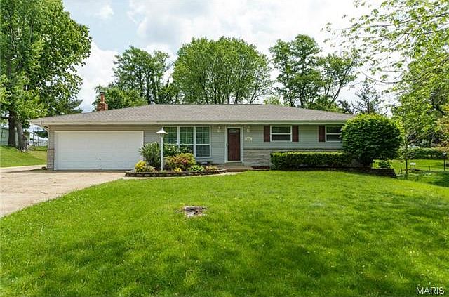 1st image of 3202 Lansing Dr