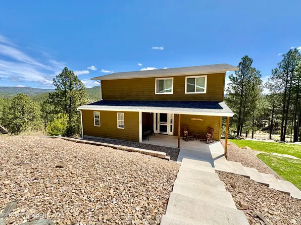 20 Shell Rd, Newcastle, WY 82701