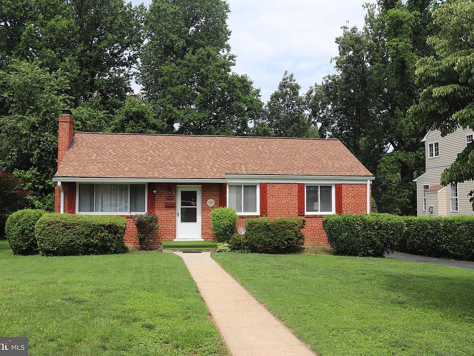 1st image of 3906 Bruce Ln