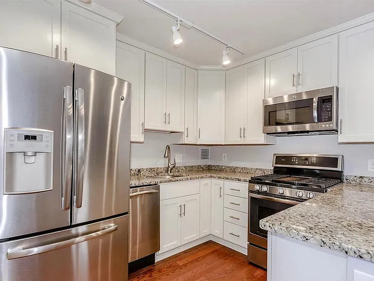 2401 H St NW #706 — Photo 11