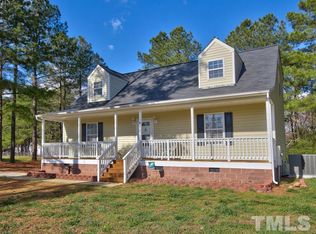 3092 Christian Light Rd, Fuquay Varina, NC 27526