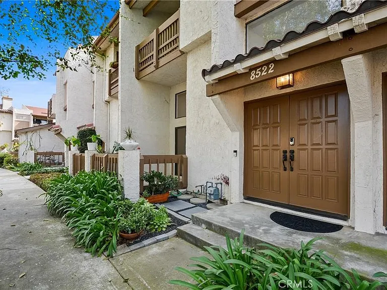 8522 Village Ln — Photo 1