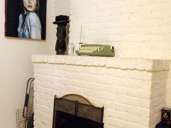 2nd image of 239 E 28th St APT 2B