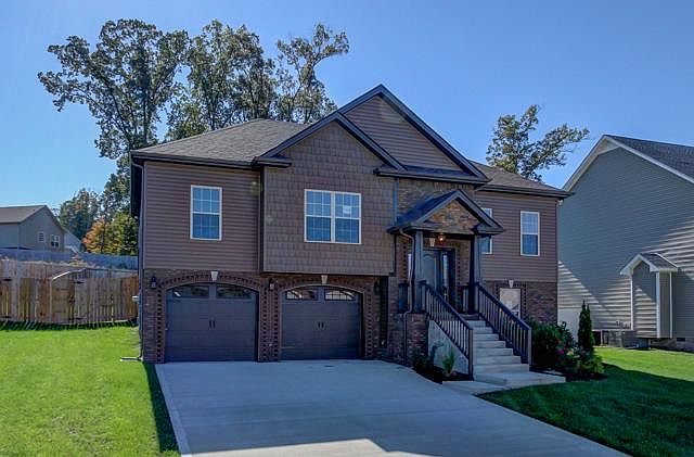 1st image of 104 Creekview Vlg