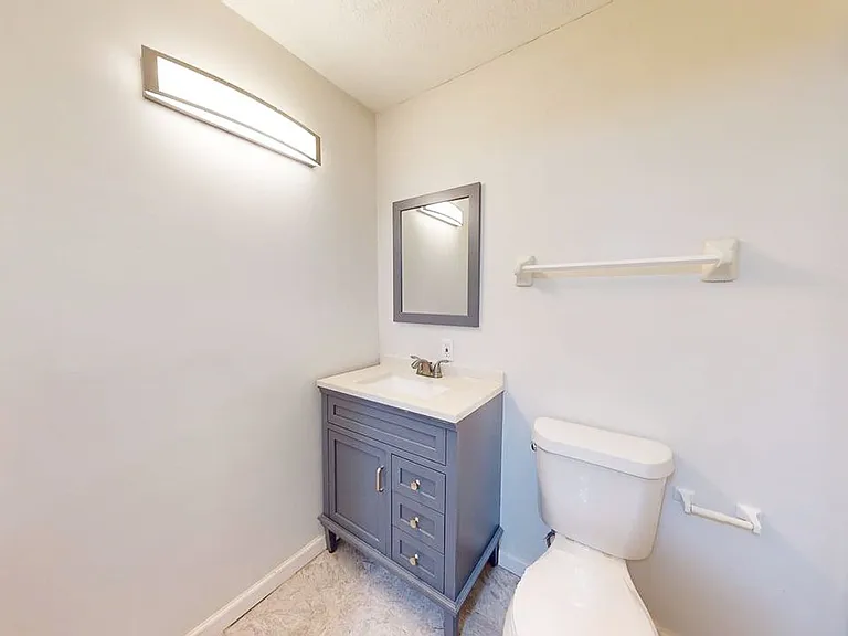 5285 Portland St #104 — Photo 17