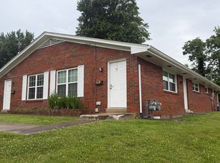 124 Ronameki Dr #B, Mount Sterling, KY 40353