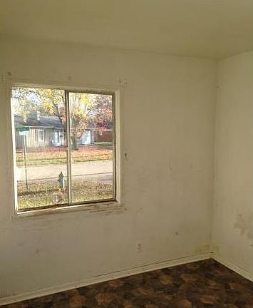 5th image of 3424 N Maura Ln
