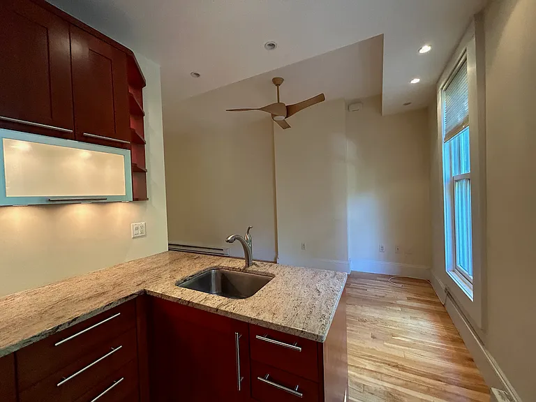 86 Appleton St #2 — Photo 10