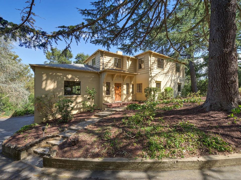 1st image of 18800 Blythswood Dr
