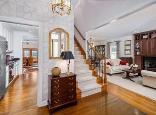 300 Valleyview Dr, Mount Airy, NC 27030