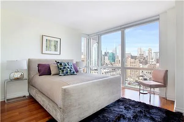 Sold by Warburg | media 15