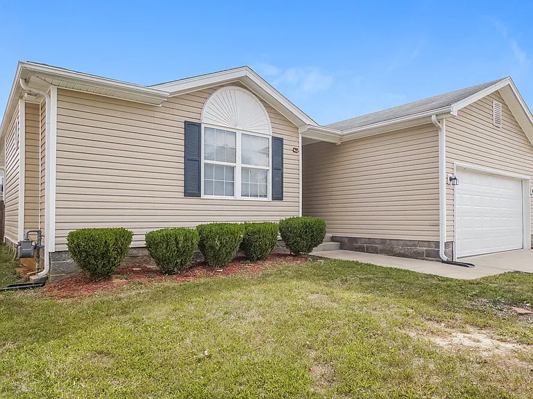 9906 Brooks Bend Rd — Photo 4