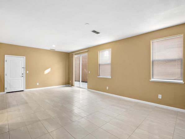 3245 Portage Way