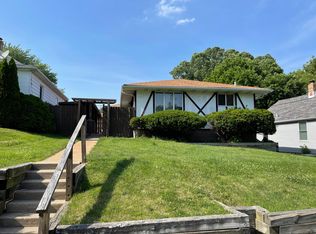 1413 E Tripp Ave #1, Peoria, IL 61603