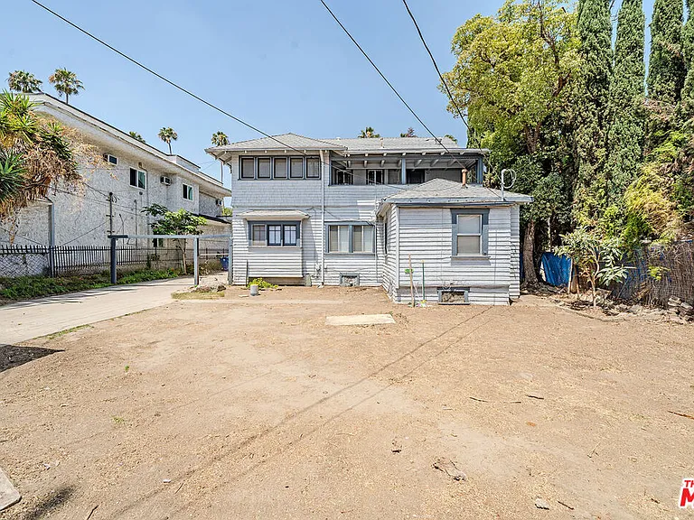 1404 S Manhattan Pl — Photo 36