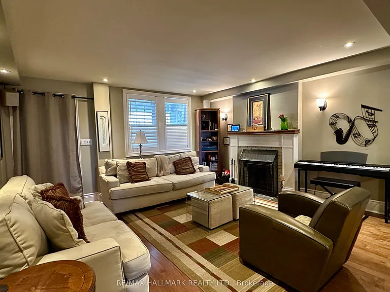 145 Castlefield Ave — Photo 4