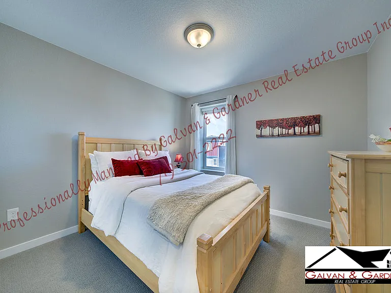 2423 Pony Club Ln — Photo 29