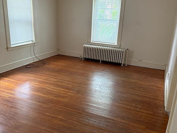 4th image of 225 W Main St