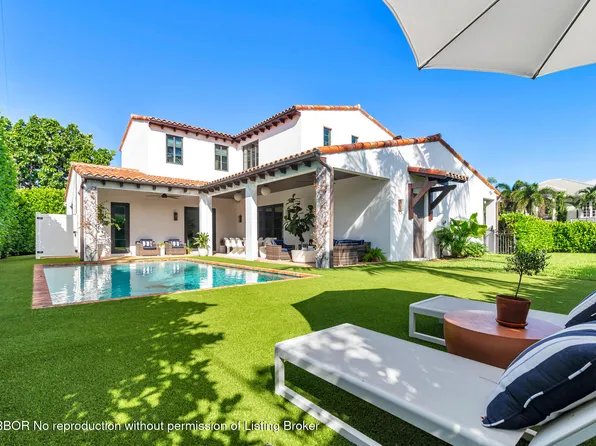 136 Santa Lucia Dr, West Palm Beach, FL 33405