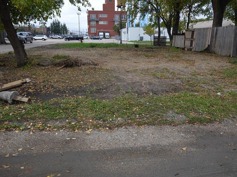 2nd image of 505 5th St N